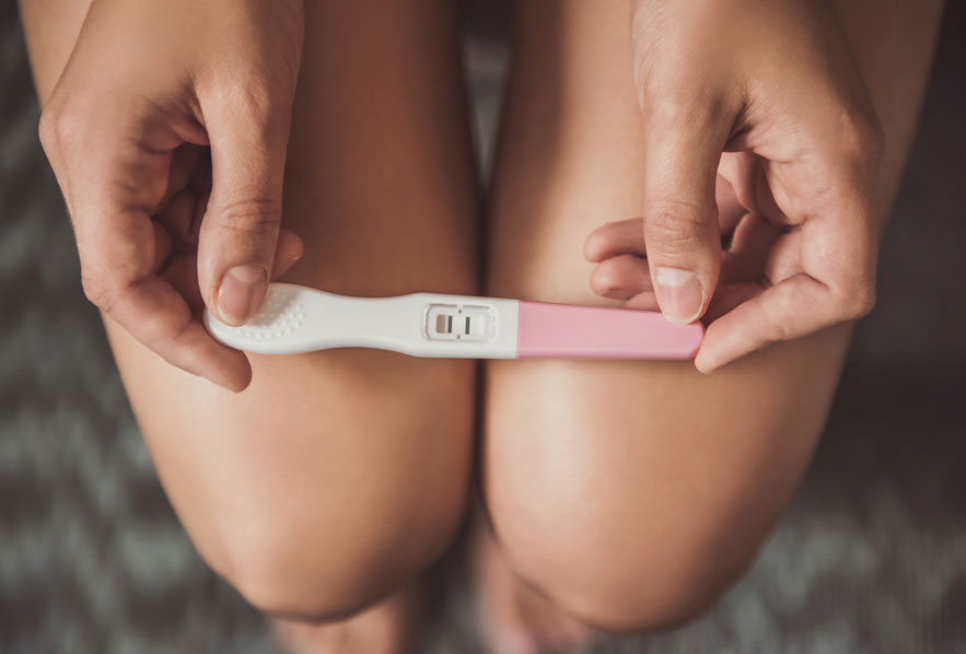 How does endometriosis affect fertility?